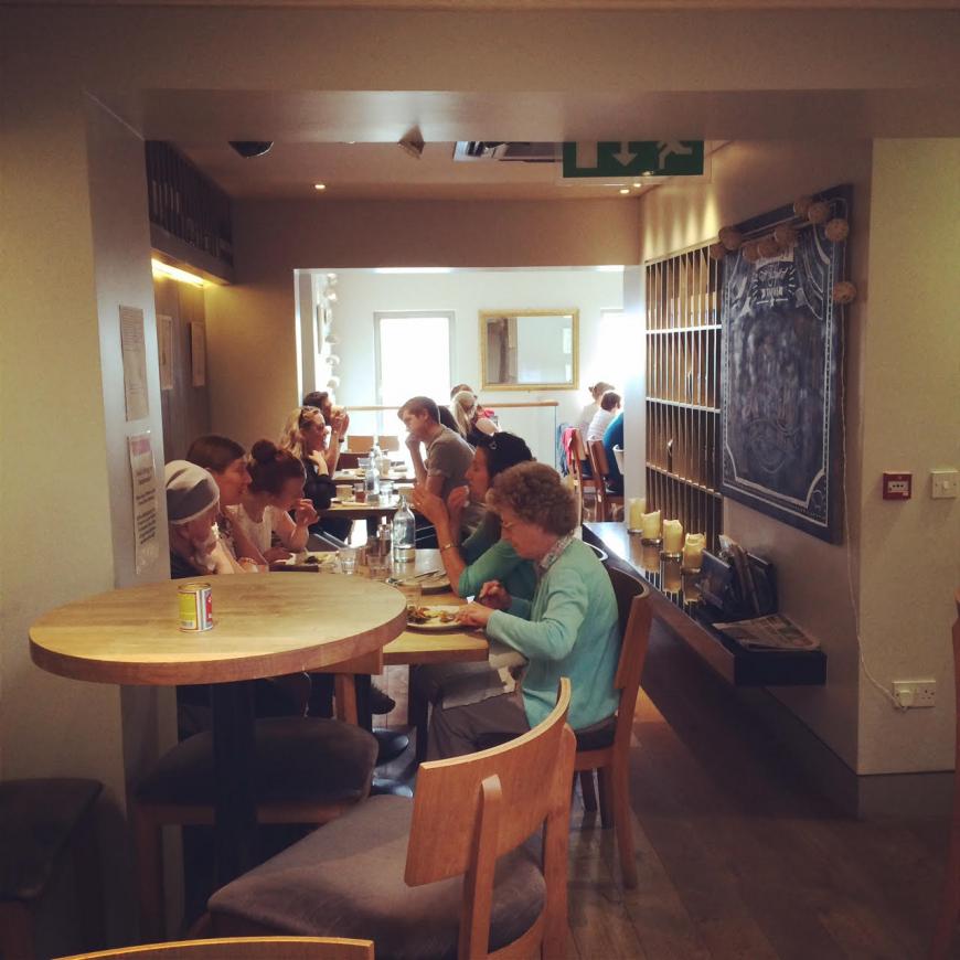 Kennedys Food Store & Caf&Atilde;&copy; 